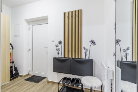 Vstupní část apartmánu – Neratovice, Masarykova 69/2